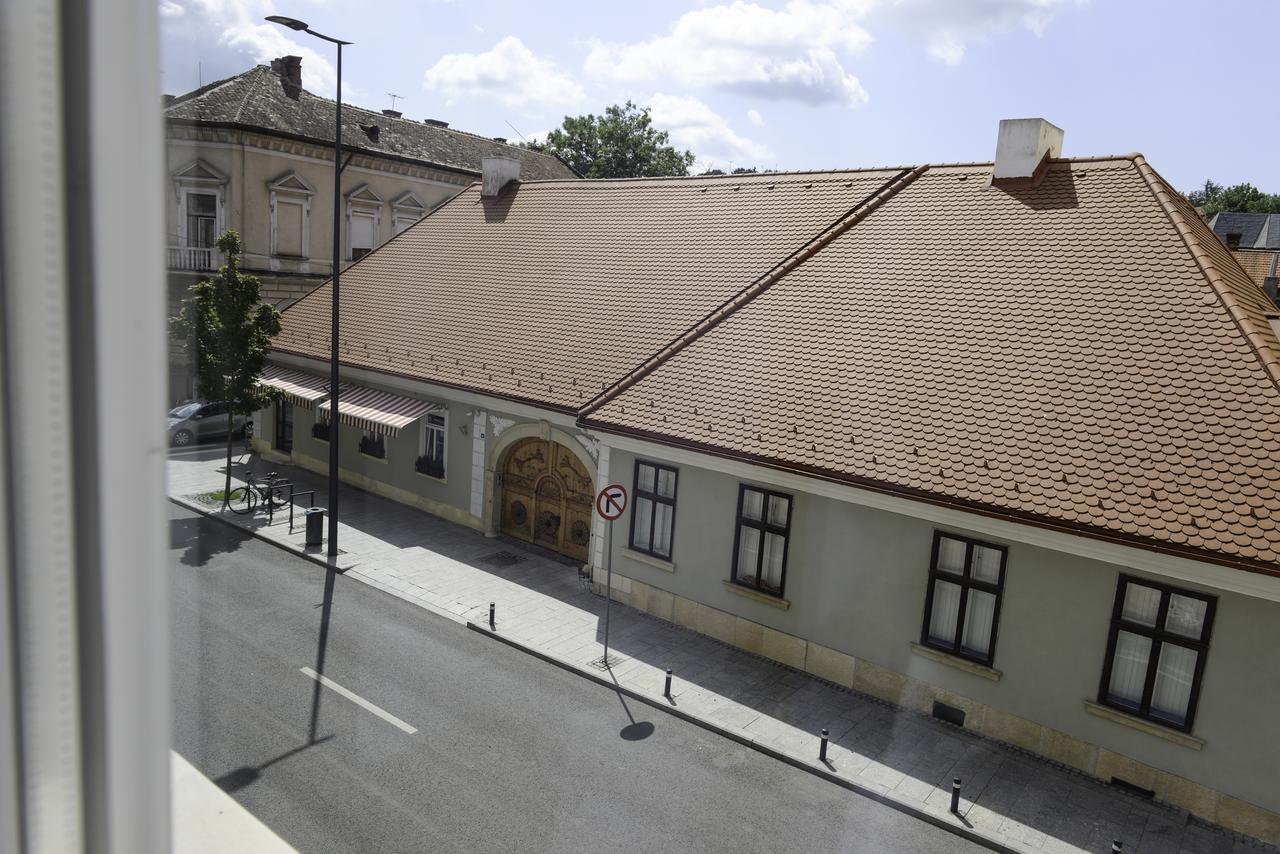 Modern Central-Near Unirii Square Cluj-Napoca Exterior photo